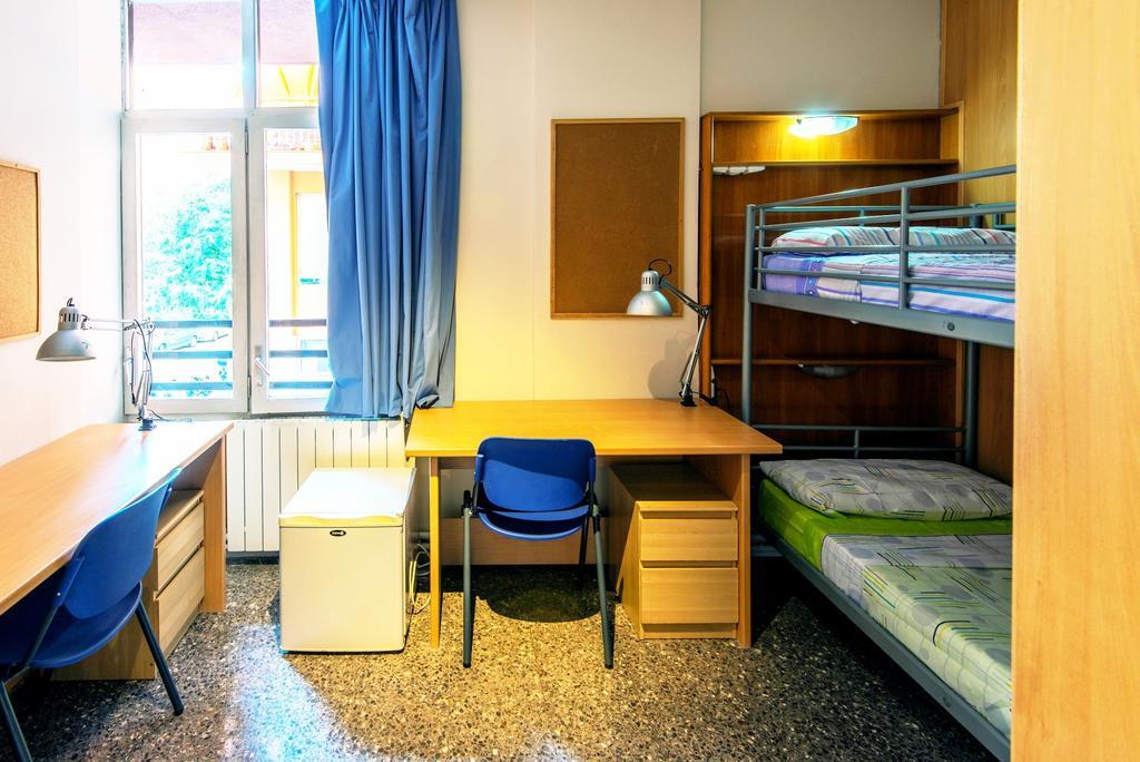 Residencia Sants Hostel Barcelona Szoba fotó