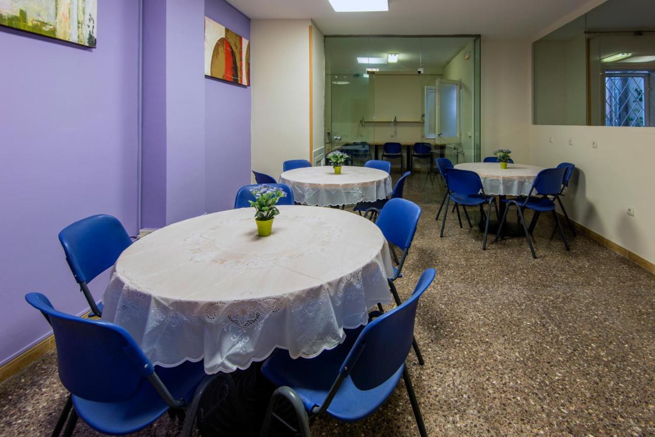 Residencia Sants Hostel Barcelona Kültér fotó
