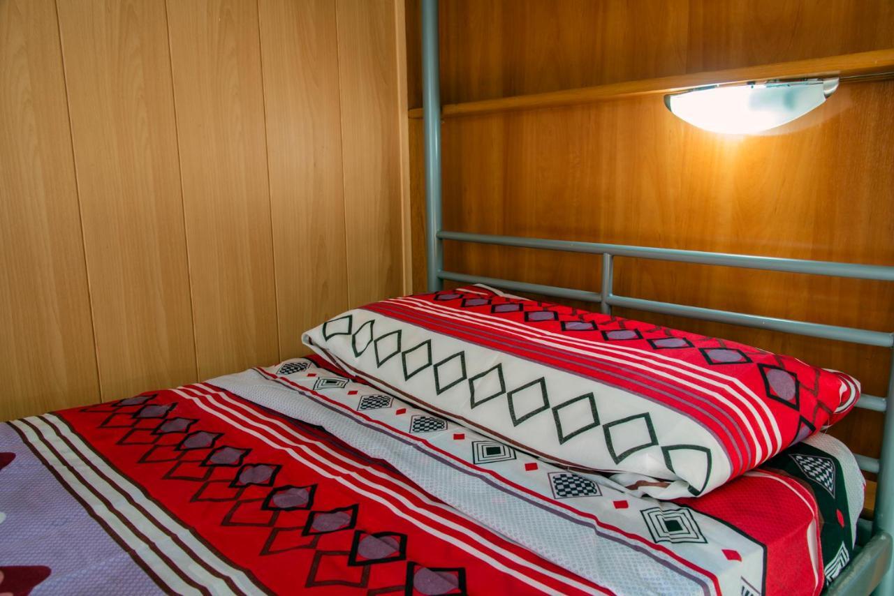 Residencia Sants Hostel Barcelona Kültér fotó