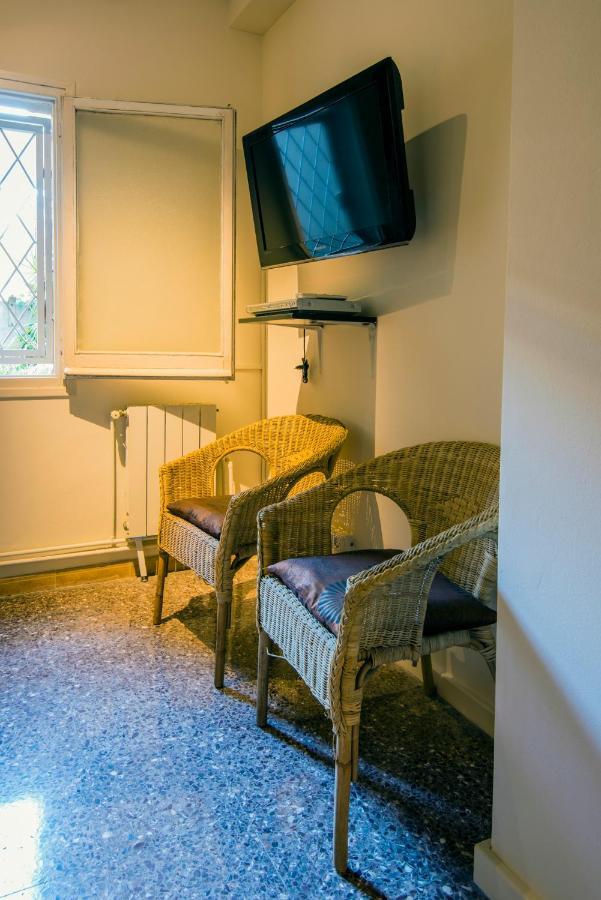 Residencia Sants Hostel Barcelona Kültér fotó