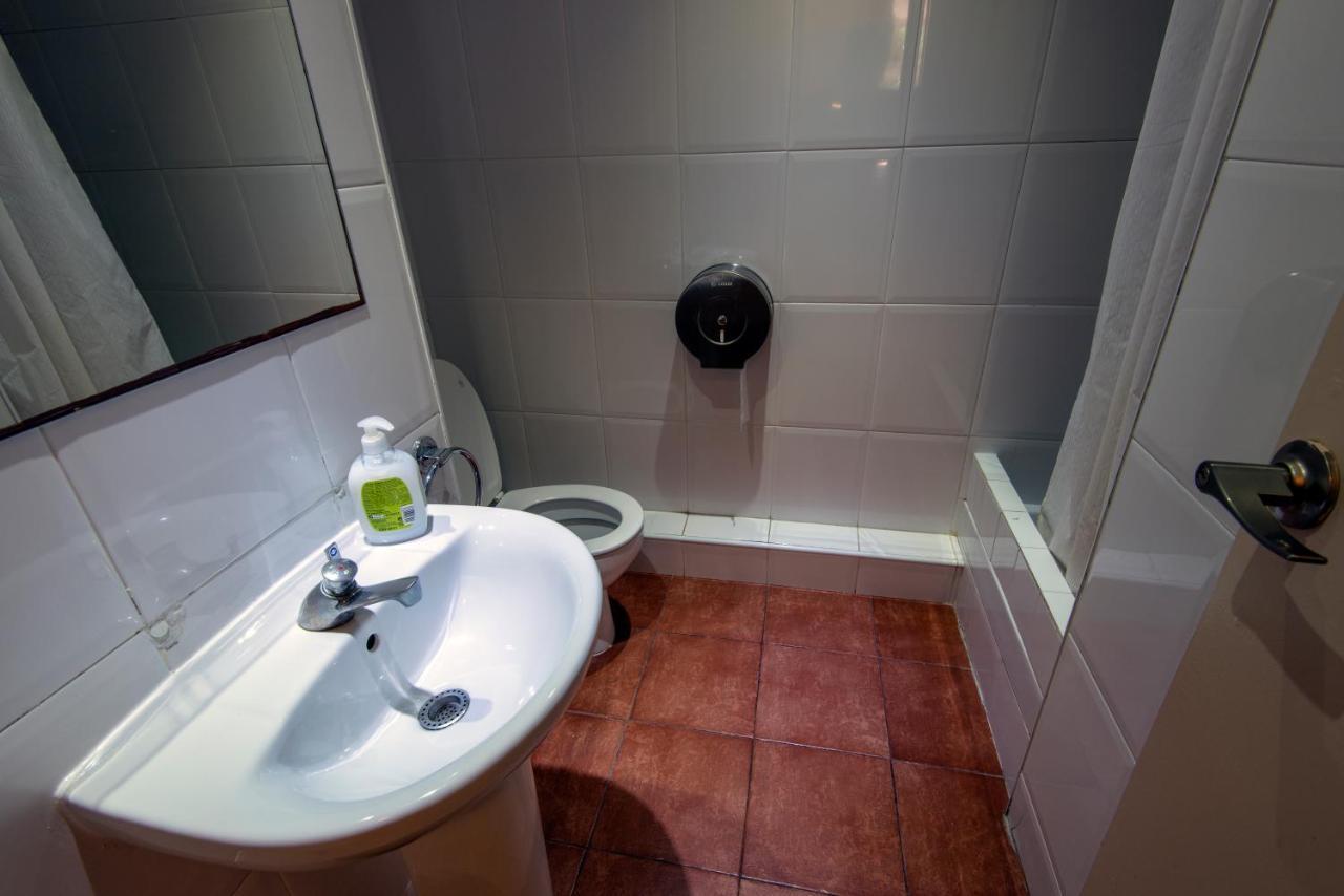 Residencia Sants Hostel Barcelona Kültér fotó