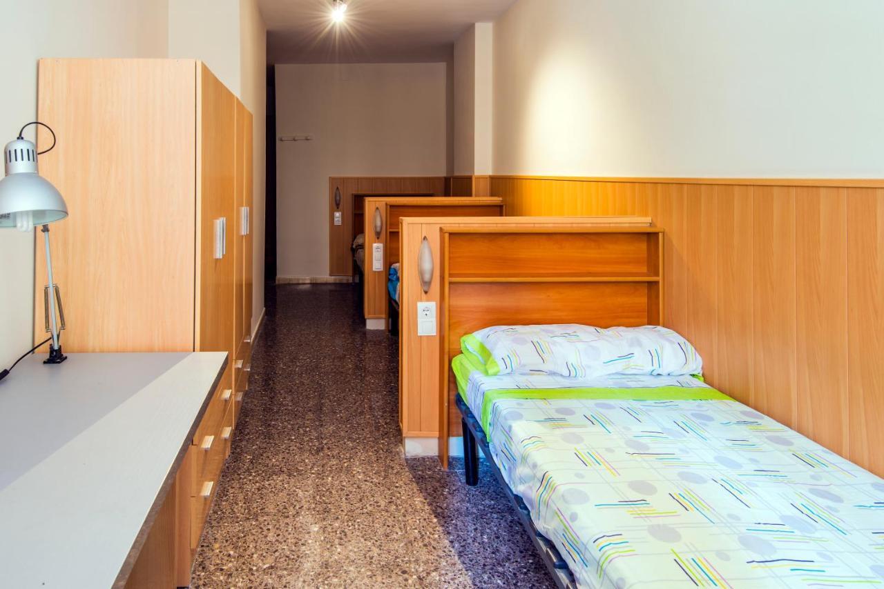 Residencia Sants Hostel Barcelona Szoba fotó
