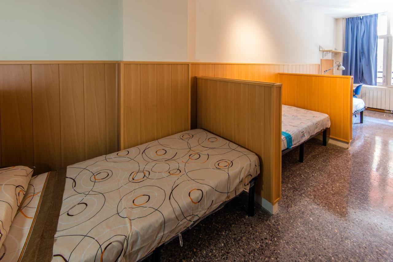 Residencia Sants Hostel Barcelona Szoba fotó