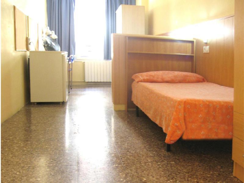 Residencia Sants Hostel Barcelona Szoba fotó